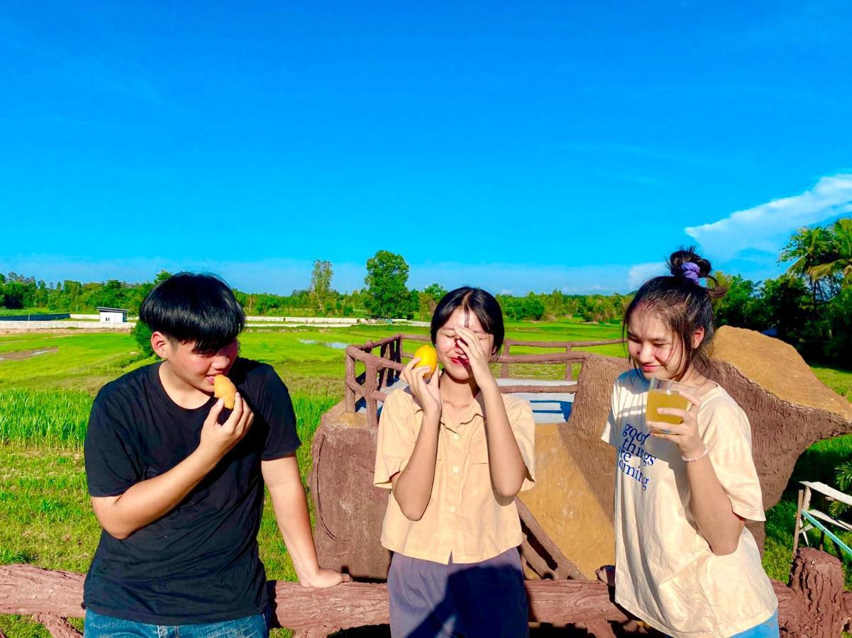 เรือนร่มไม้รีสอร์ท Ruenrommai Hébergement de vacances Klang Mun